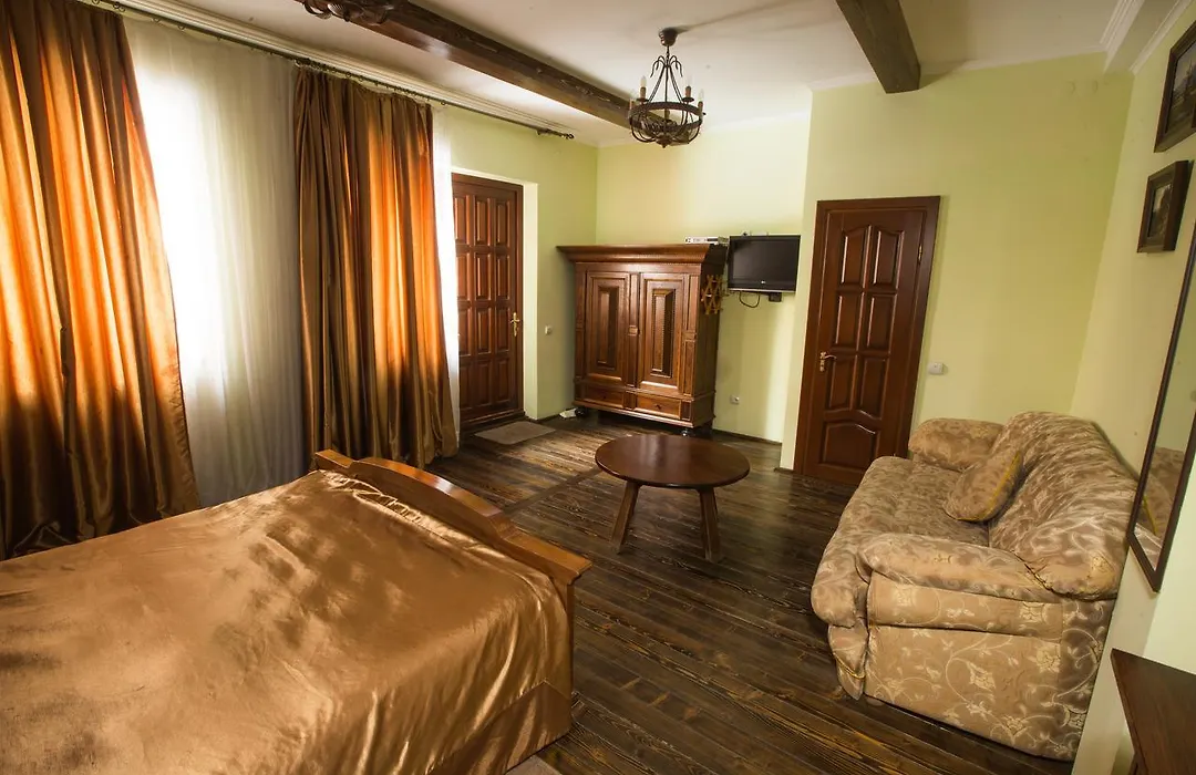 Magnat Lux Hotel-1